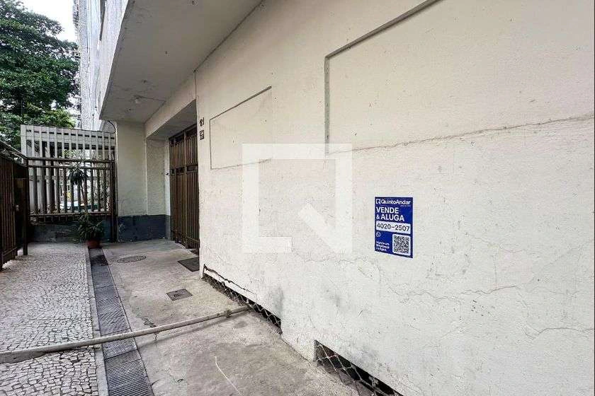 Furnished 40 m² apartment with 1 bedroom and 1 bathroom — photo 19