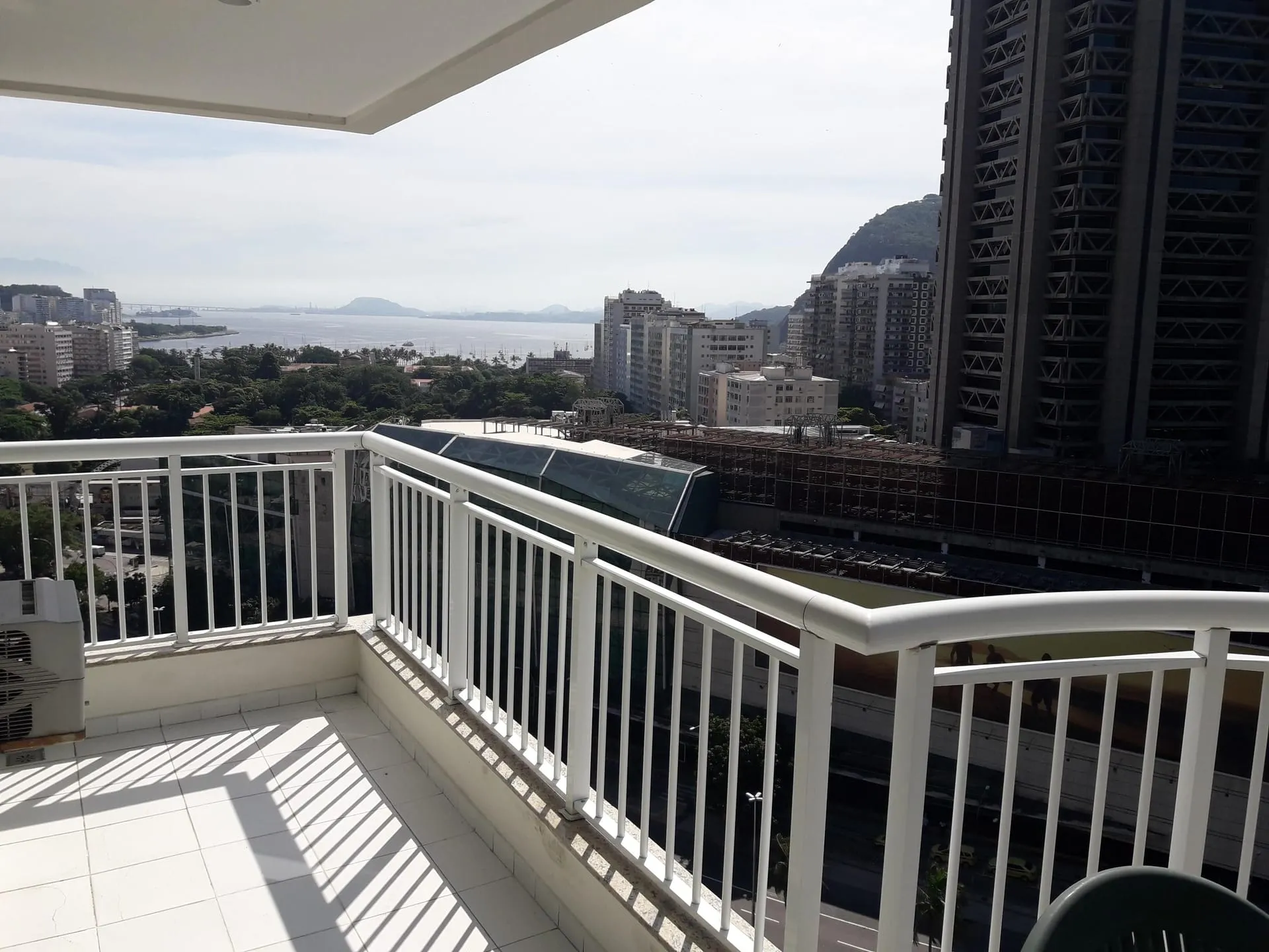 2-bedroom apartment with a washing machine — photo 3