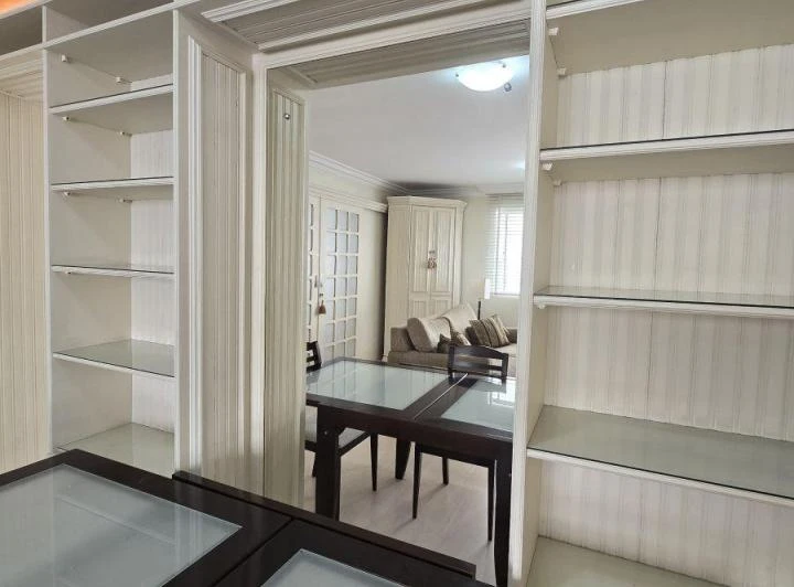 Apartamento amueblado de 2 habitaciones con cocina cerrada — photo 8