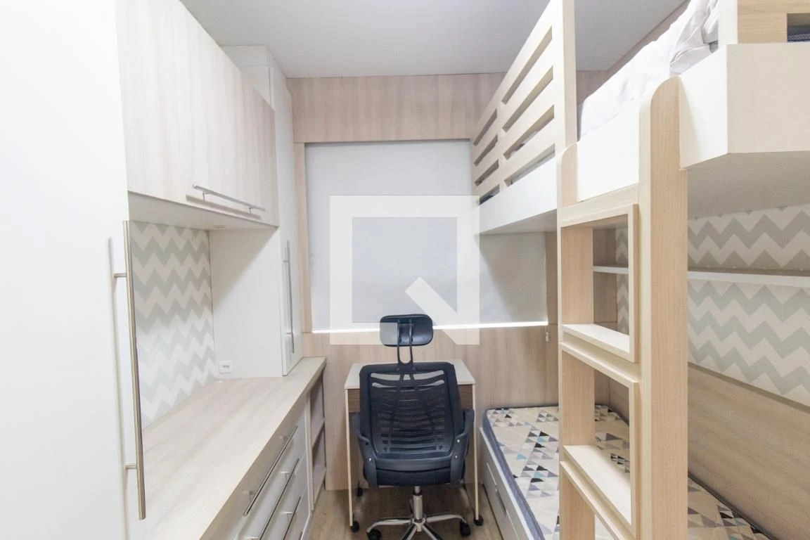 Home office in a 2-bedroom apartment, 74 m² — photo 5