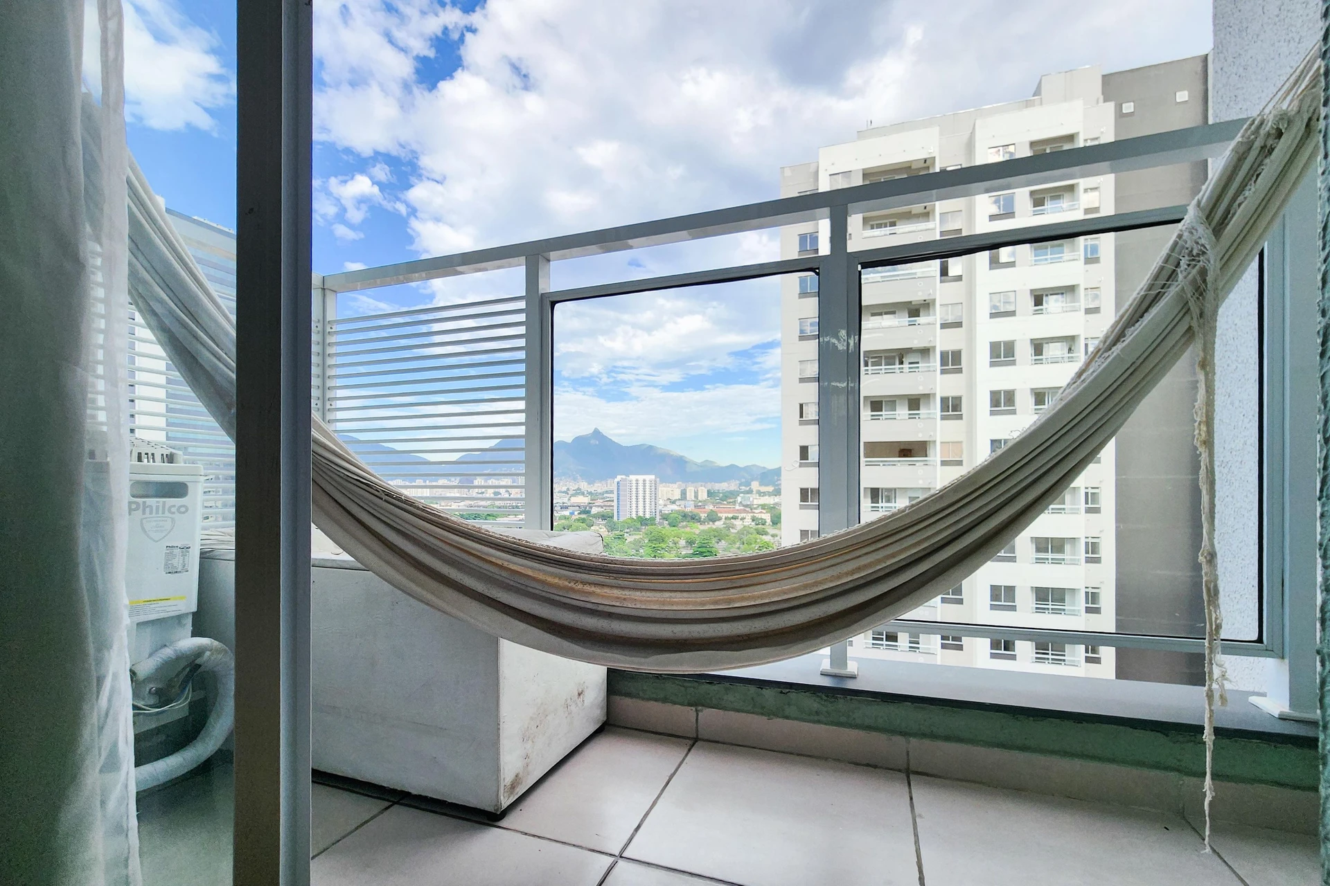 Apartamento mobiliado com cozinha integrada e varanda — photo 20