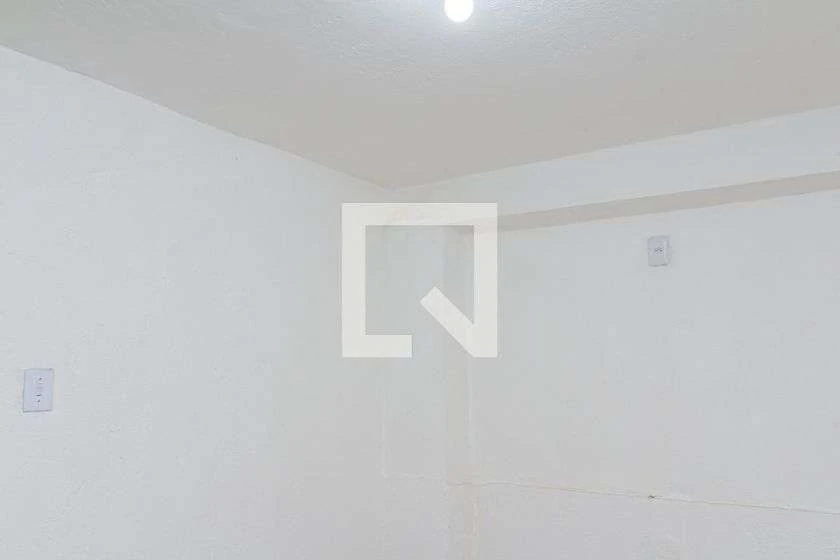 Estudio sin amueblar de 30 m² con 1 baño — photo 23