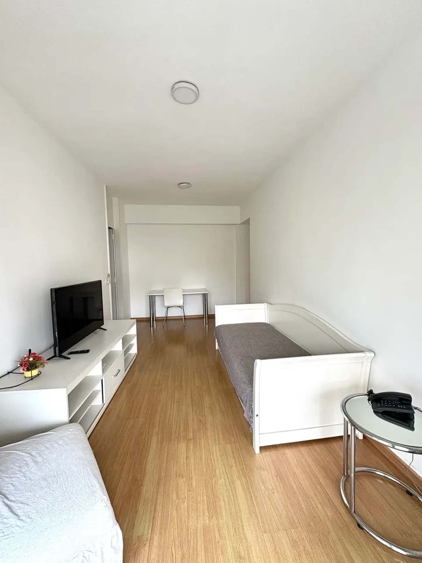 Apartamento de 1 quarto com vaga e ar-condicionado — photo 25