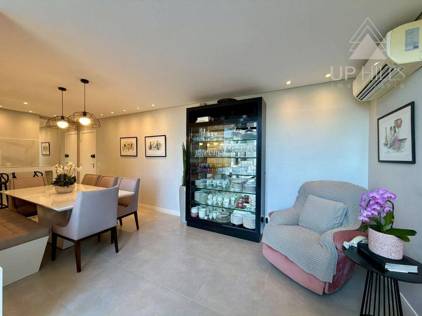 Apartment on the 4th floor with floor-to-ceiling windows — photo 46