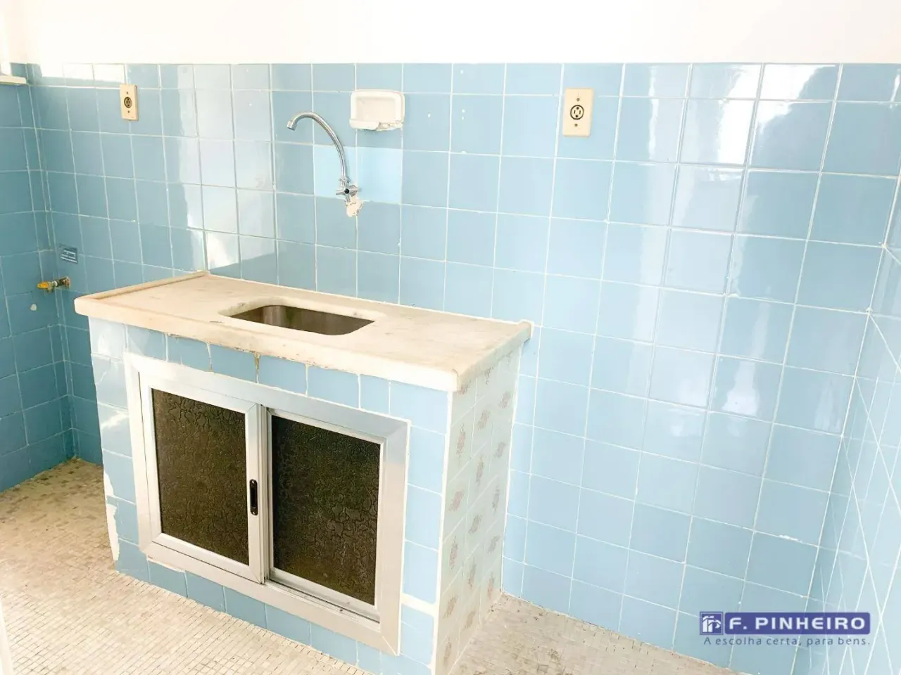 1-bedroom apartment with 42 m² of space — photo 3