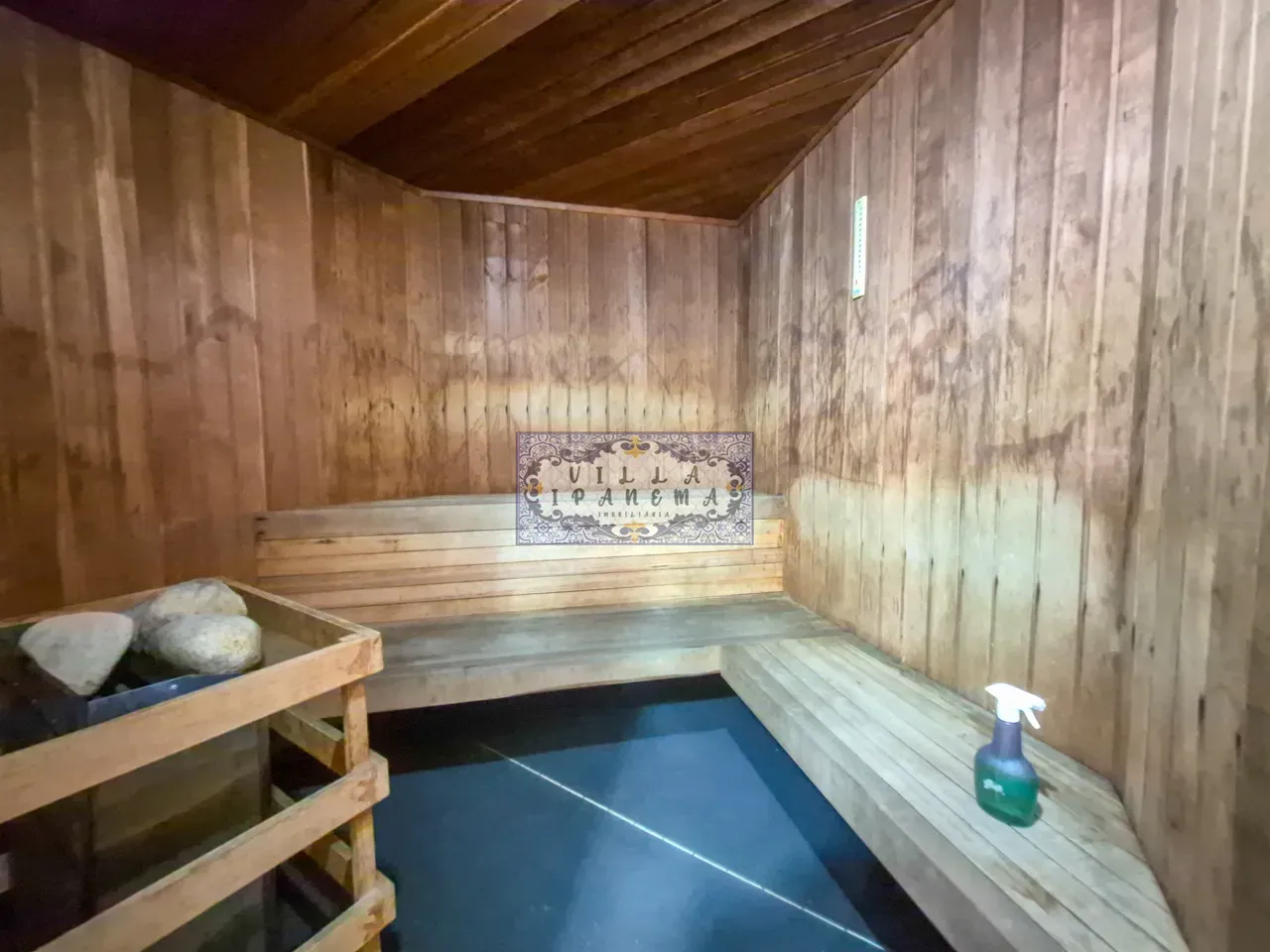 200 m² apartment with 3 en-suite bedrooms and private BBQ — photo 53