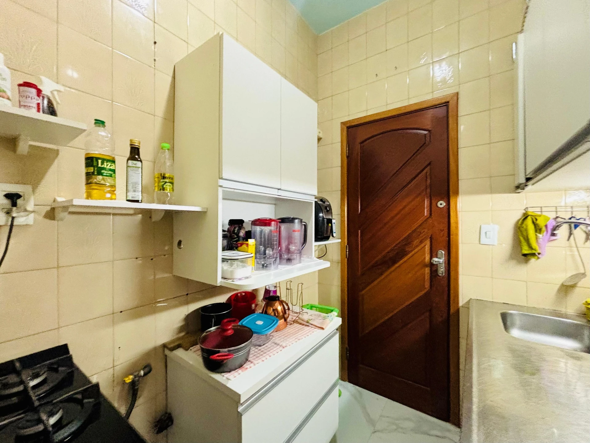 Furnished 2-bedroom apartment with separate kitchen — photo 14