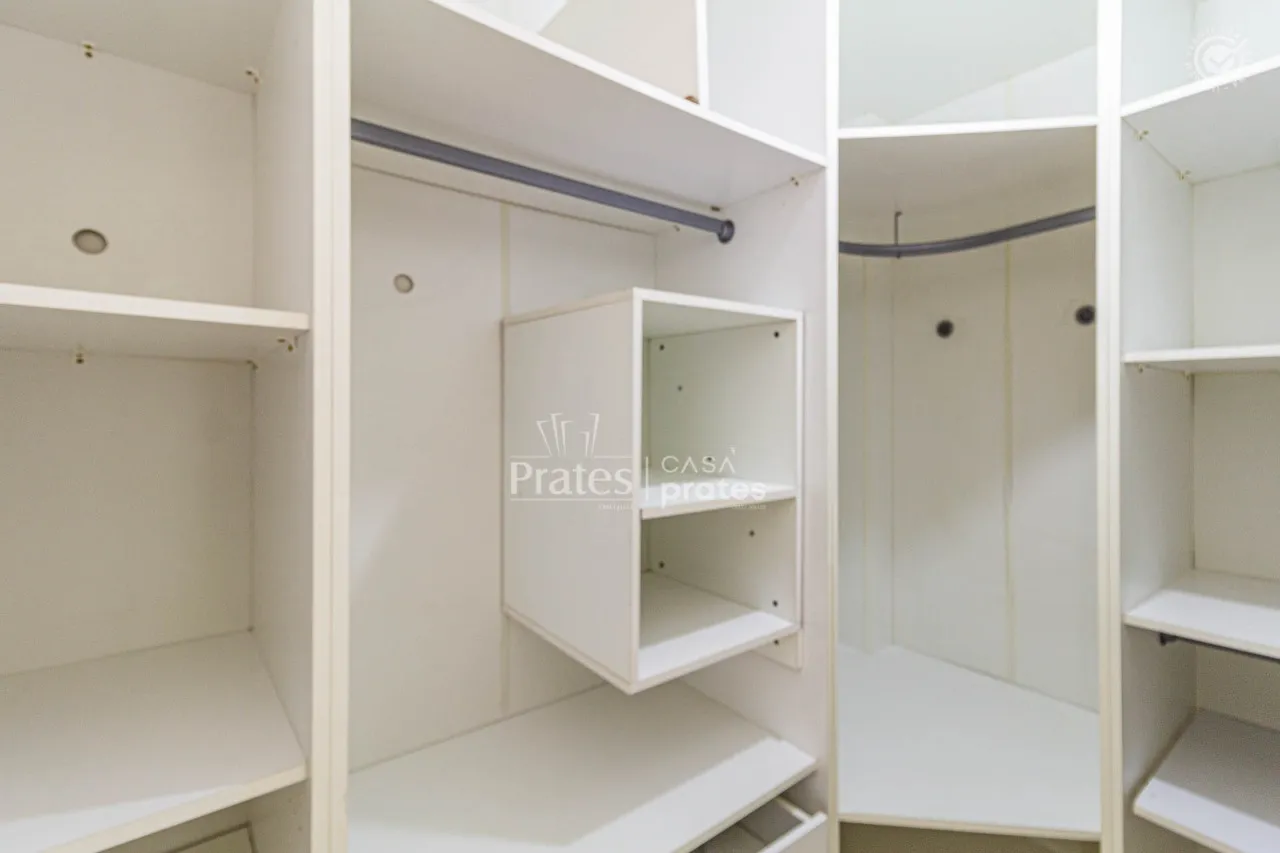 Квартира з 1 спальнею та окремою кухнею 57 м² — photo 12
