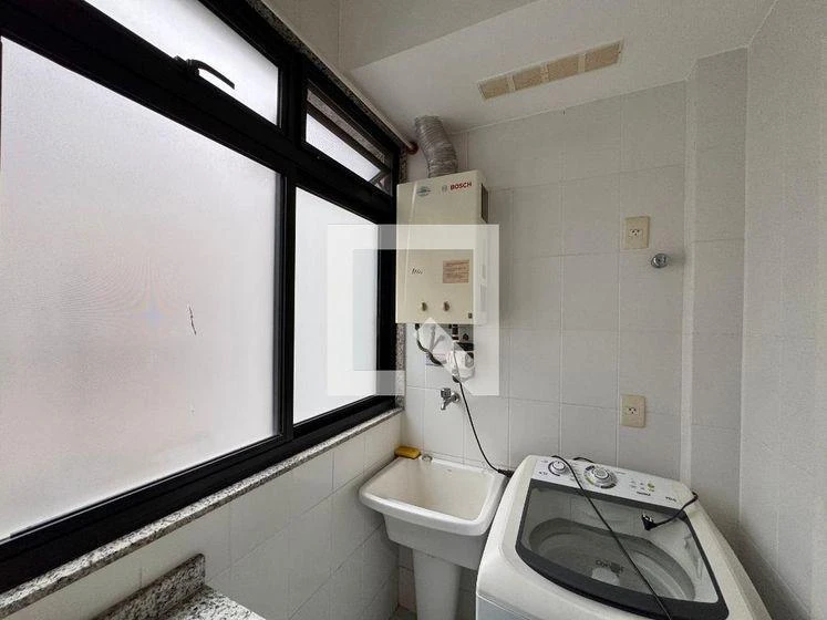 Washing machine in a 2-bedroom apartment, 105 m² — photo 25
