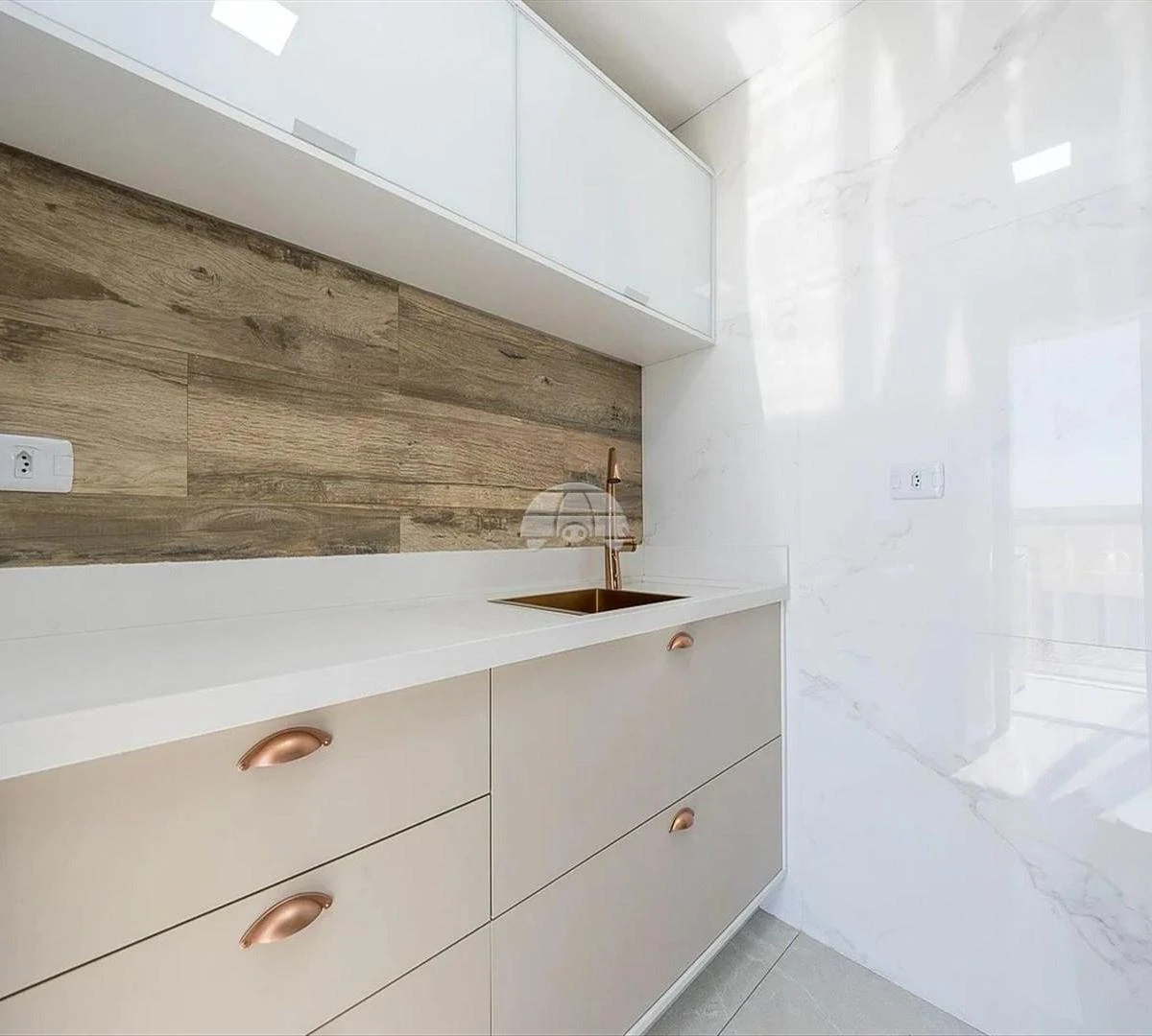 Furnished apartment with open-plan kitchen and 2 bedrooms — photo 6