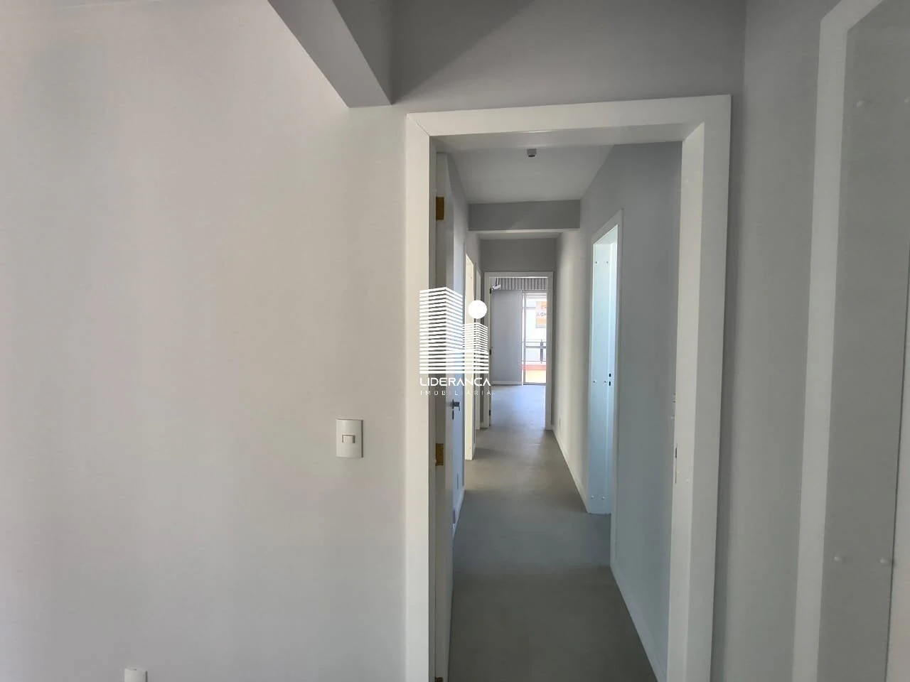 3-bedroom apartment with a home office — photo 23