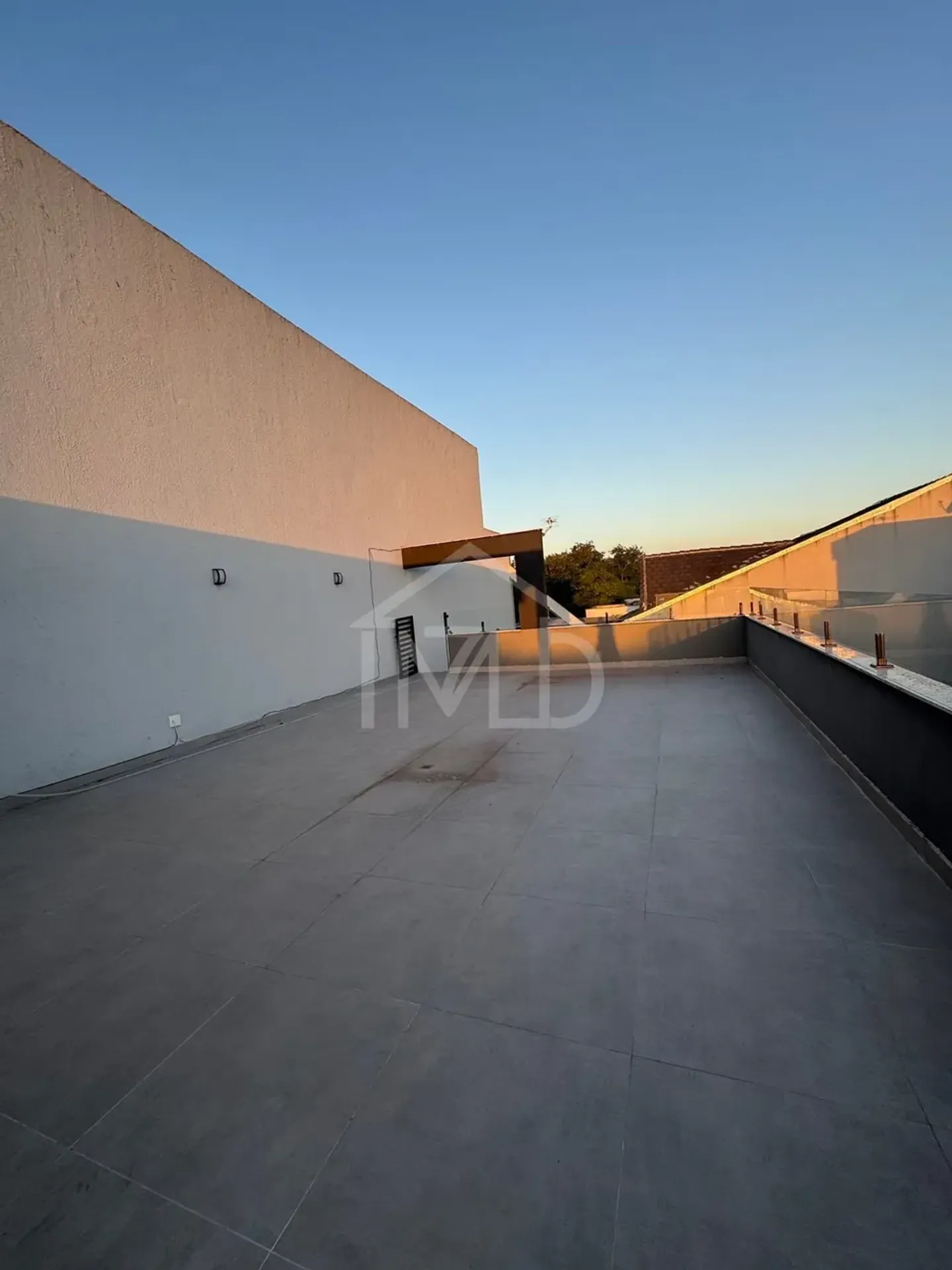 Casa mobiliada com 4 suítes e piscina, 420 m² — photo 25