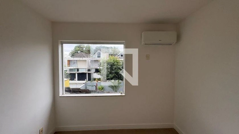 4-bedroom house with a washing machine — photo 22