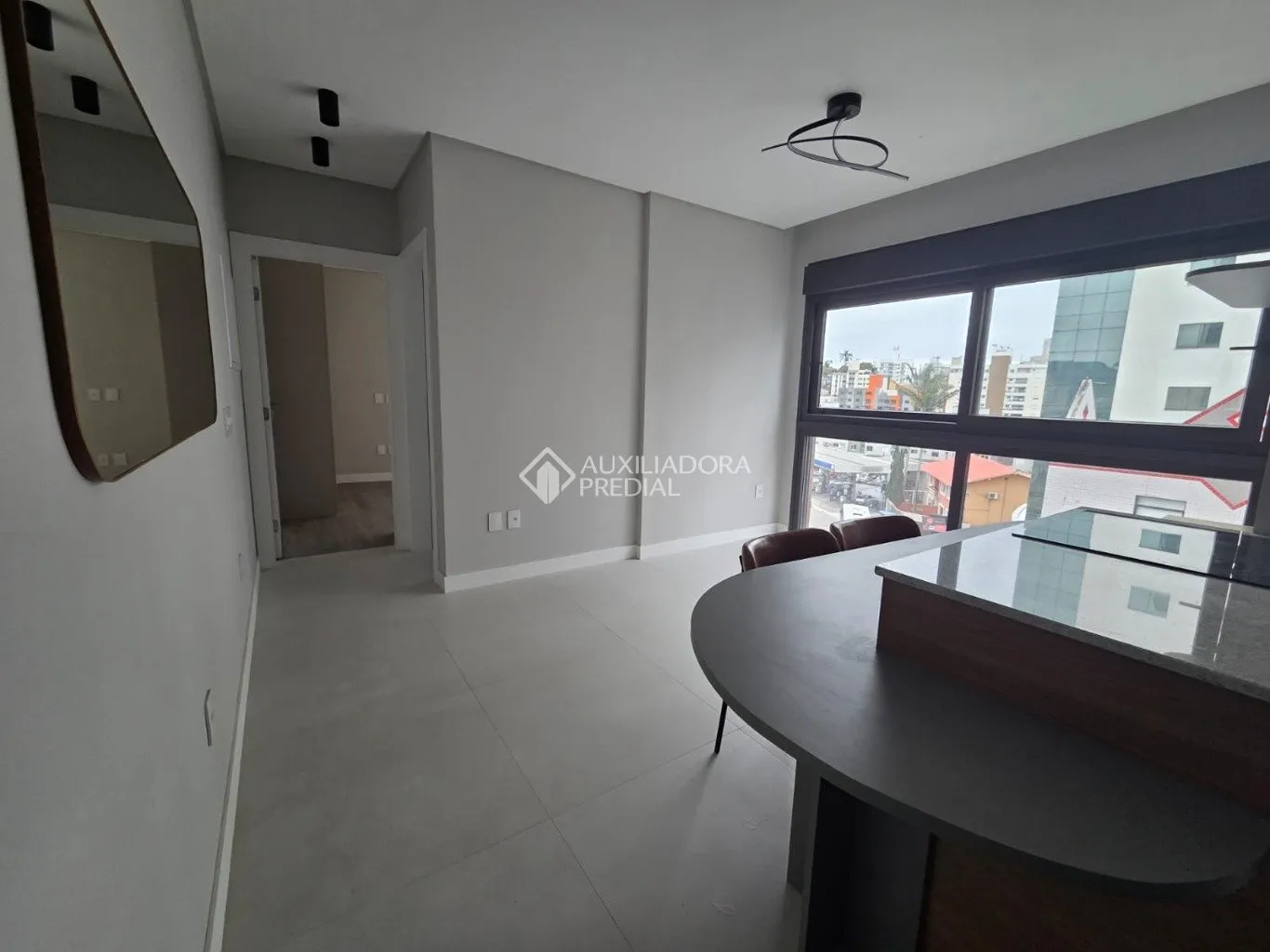 One-bedroom apartment with a home office — photo 6