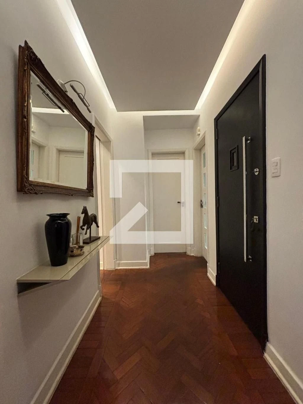 Furnished 1-bedroom apartment with 2 bathrooms — photo 27