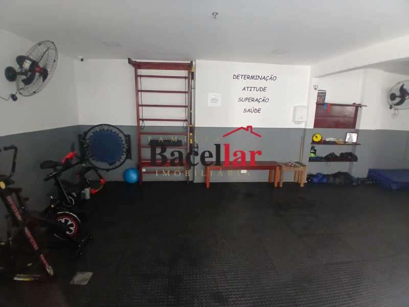 Top-floor apartment with 2 bedrooms and 2 baths, 122 m² — photo 21