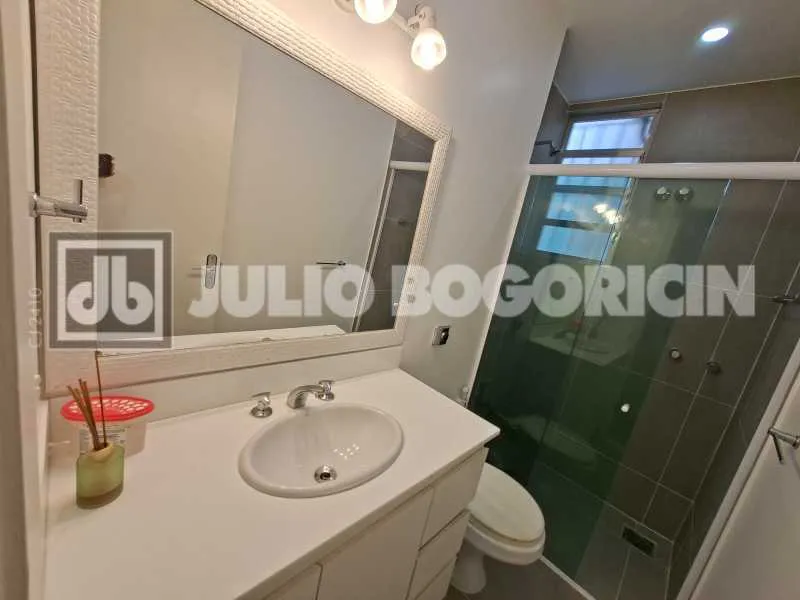 2-bedroom apartment with a washing machine in Rio de Janeiro — photo 19