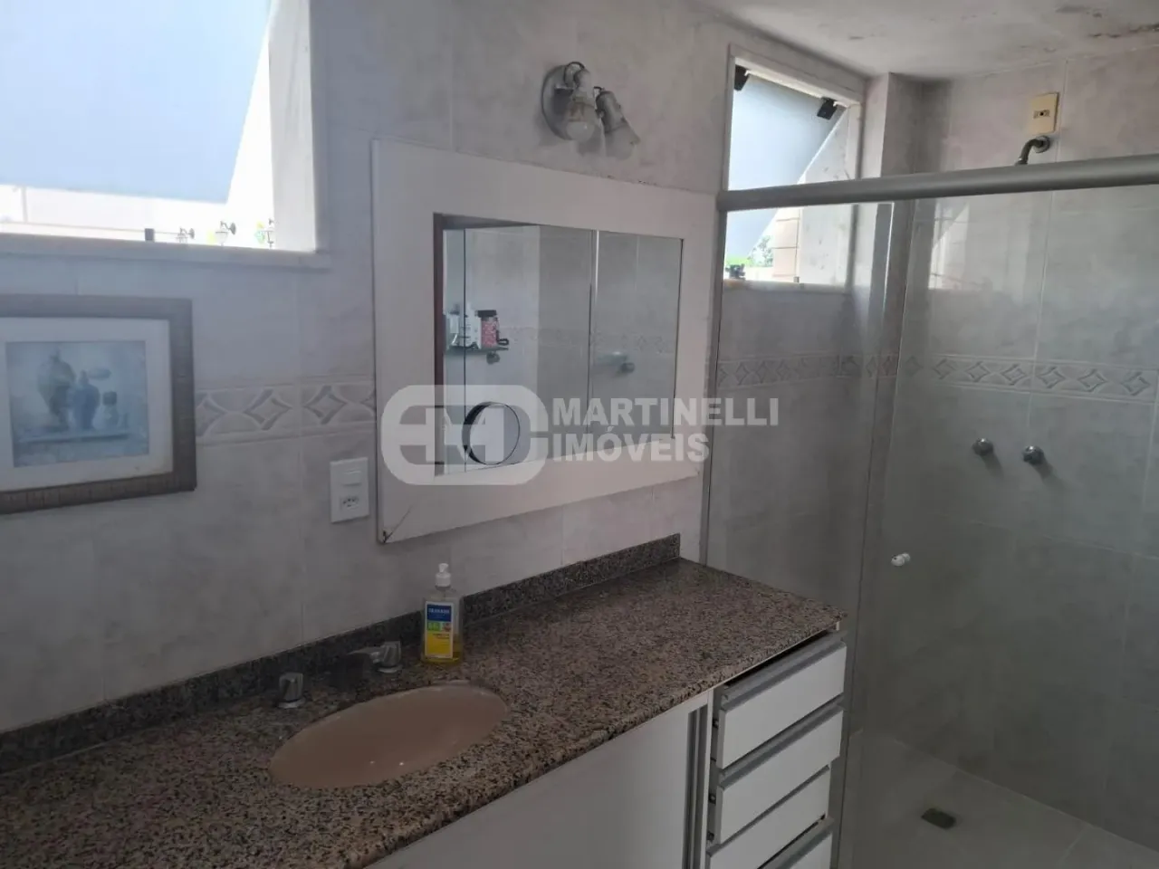 Furnished 3-bedroom apartment with a terrace — photo 20