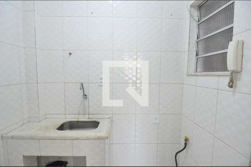 Rental apartment with 1 bedroom and 44 m² — photo 2