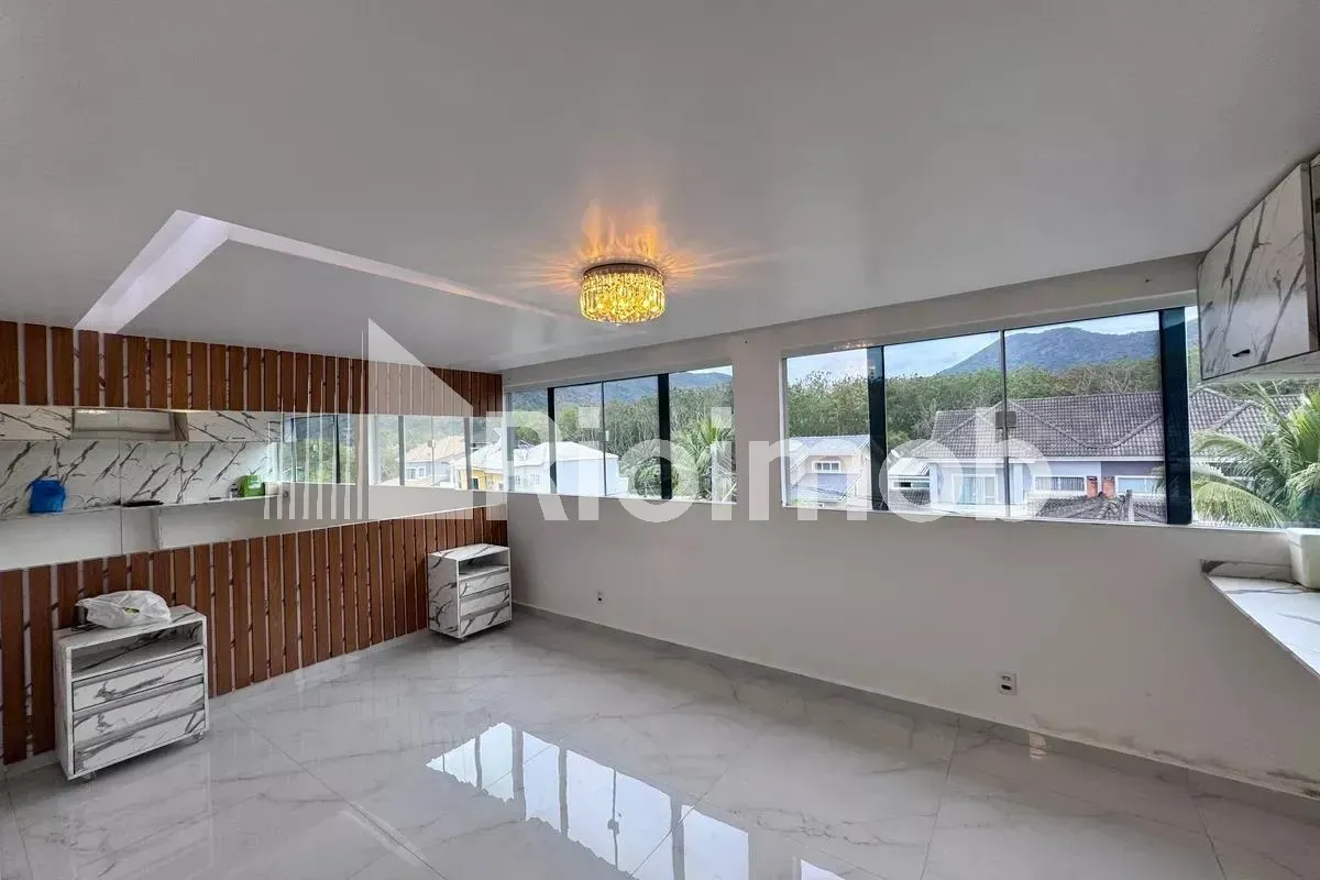 Furnished house with 5 bedrooms and 5 bathrooms — photo 18