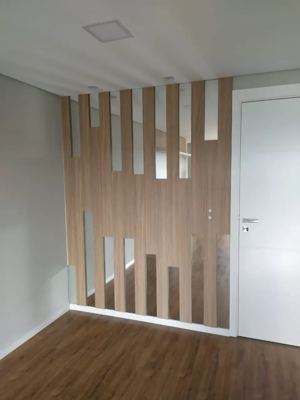 Apartamento de 3 dormitorios con 2 baños y balcón cerrado — photo 12