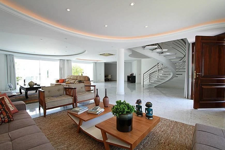 Меблированный дом 700 м²: 5 спален-сюит и 10 ванных — photo 7