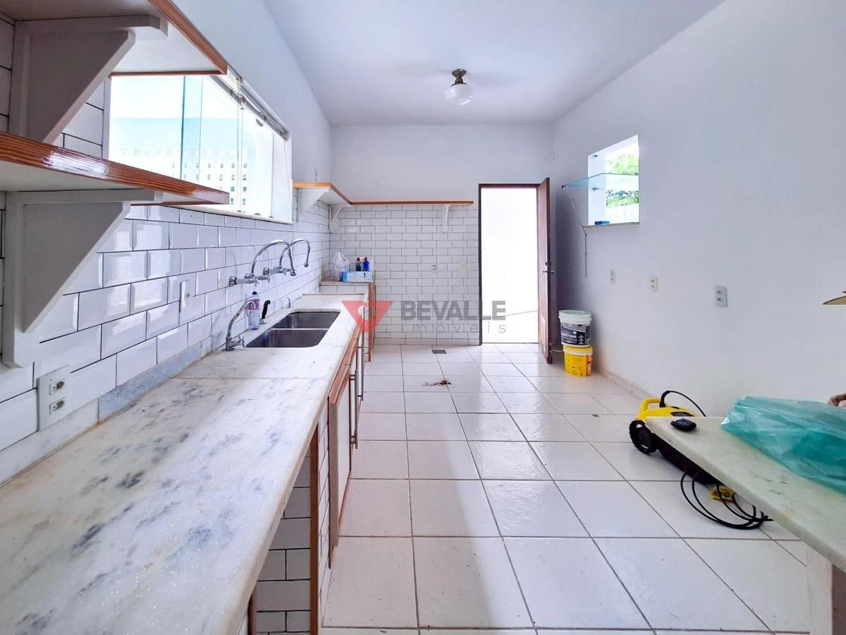Casa sem mobília de 600 m² com vista e varanda — photo 21