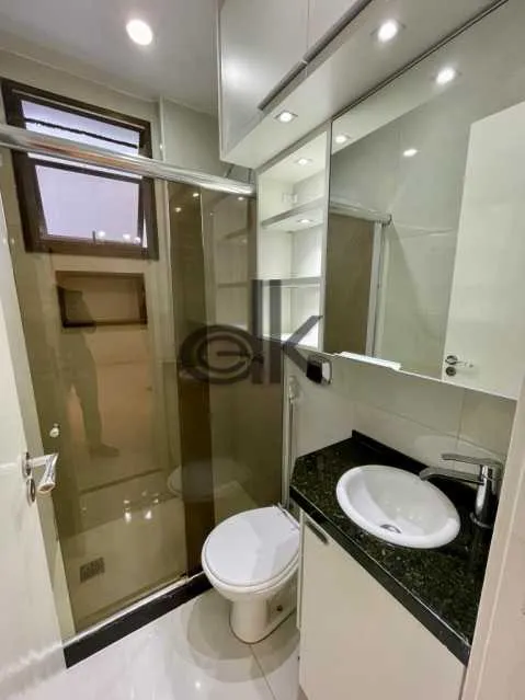 Furnished apartment, 98 m², with a glass-enclosed balcony — photo 14