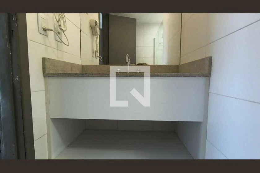83 m² apartment with 1 en-suite and a balcony — photo 22