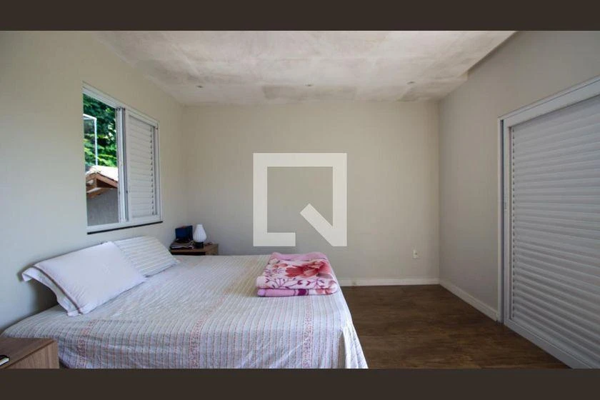 Casa para alugar com 5 quartos e varanda — photo 30
