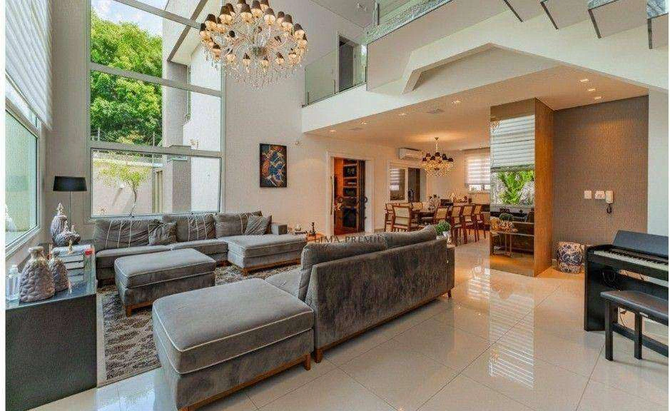 4-bedroom house with a private garden