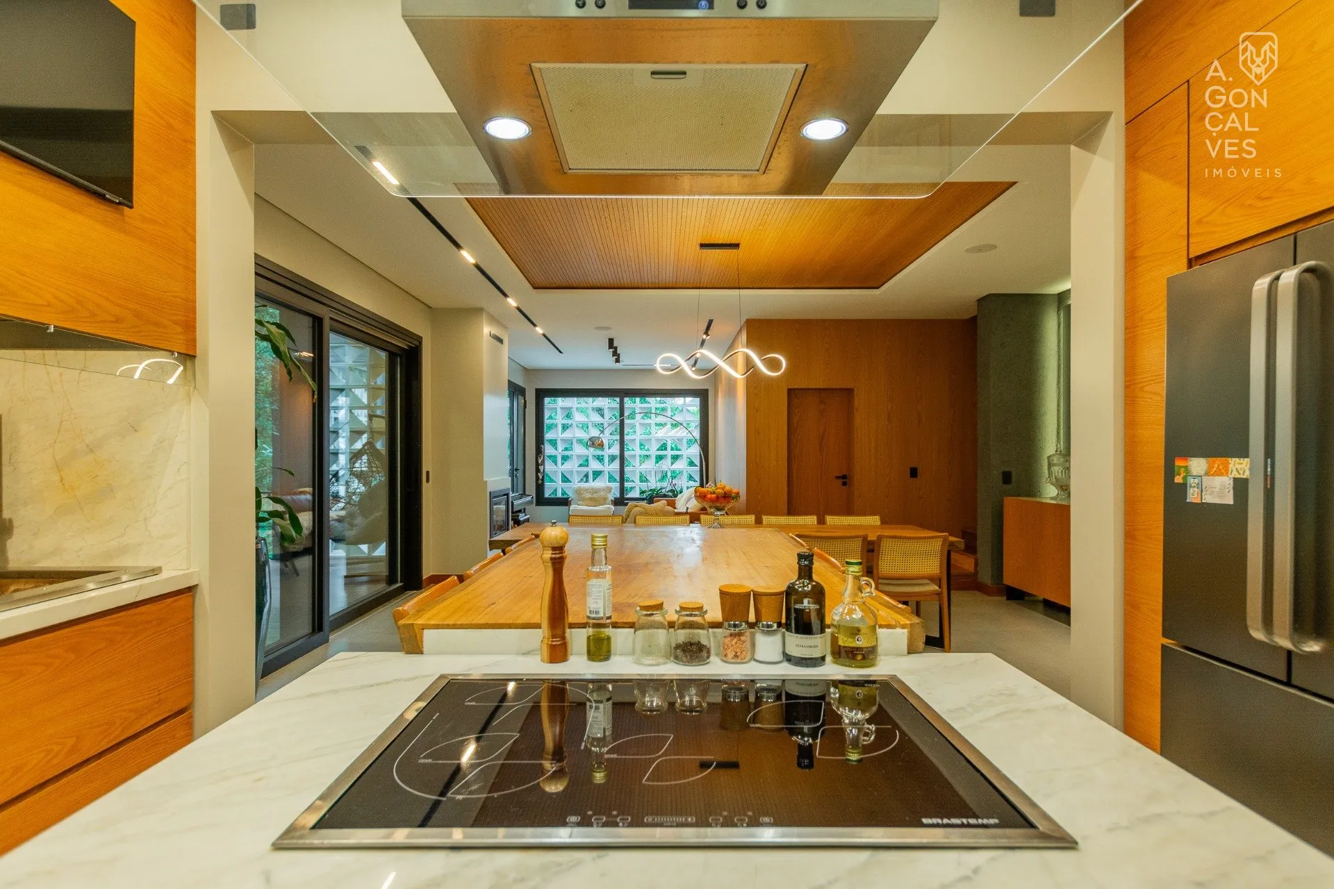 Furnished house with 4 bedrooms and 5 bathrooms — photo 14