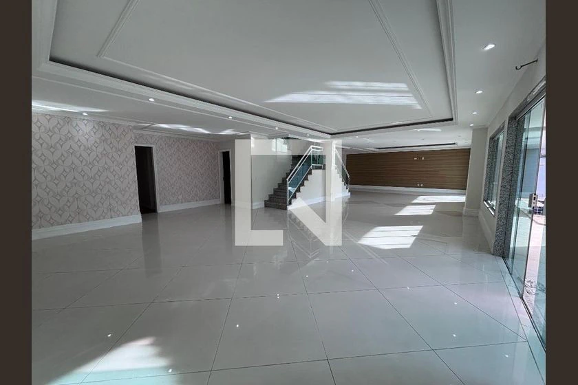 Casa em condomínio com 6 quartos e jardim privativo — photo 3