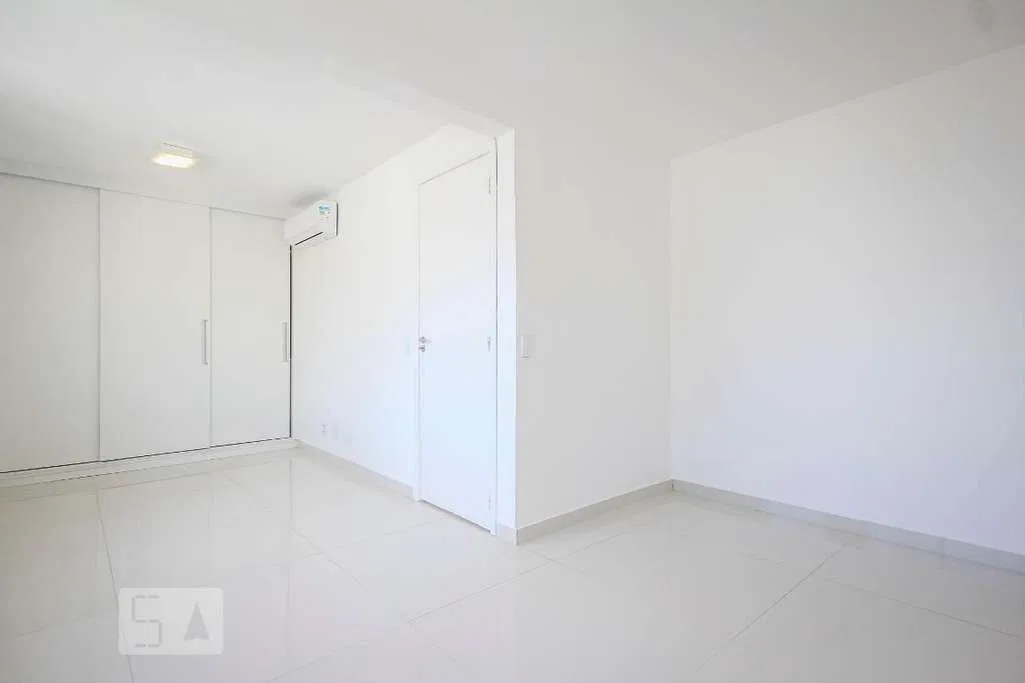 197 m² rental coverage with 2 bedrooms and 3 baths — photo 26