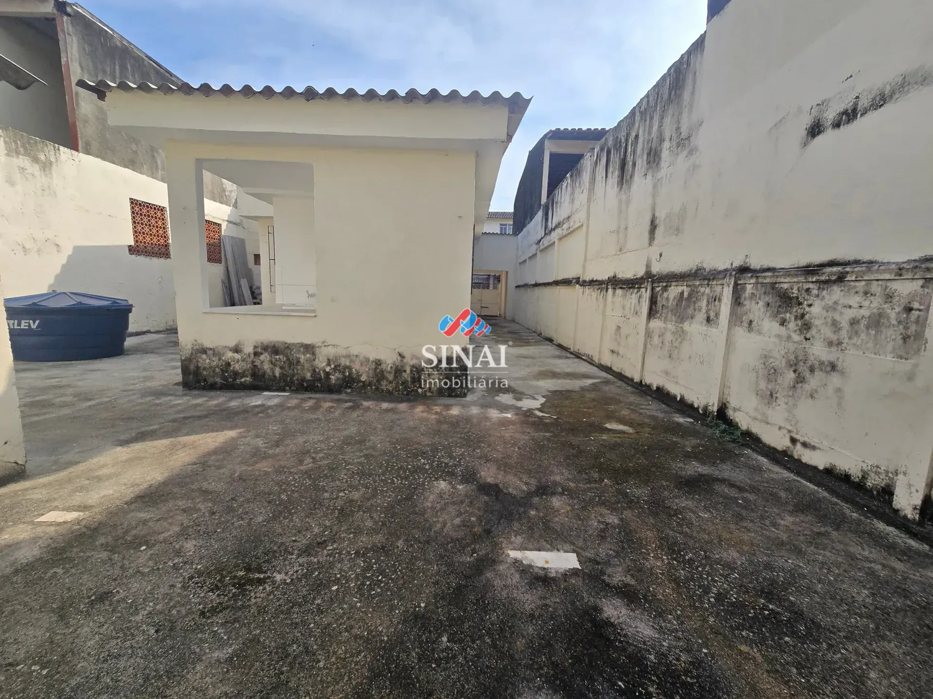 House with 3 bedrooms and 1 bathroom plus 1 parking space — photo 33