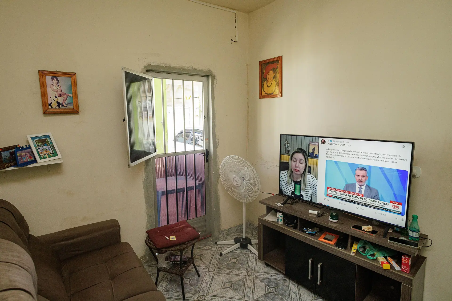 Rental house with 4 bedrooms and 2 bathrooms