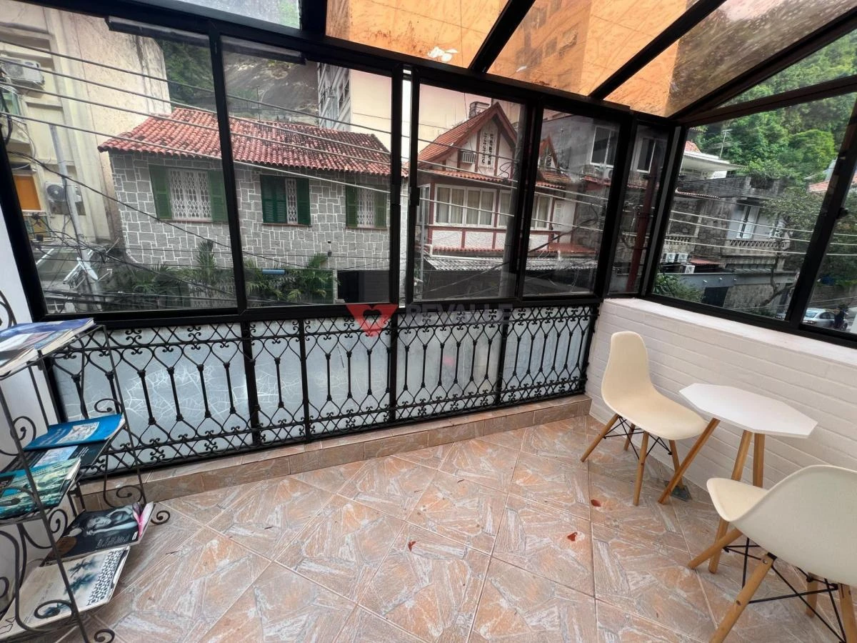 220 m² house with a washing machine and a home office — photo 48
