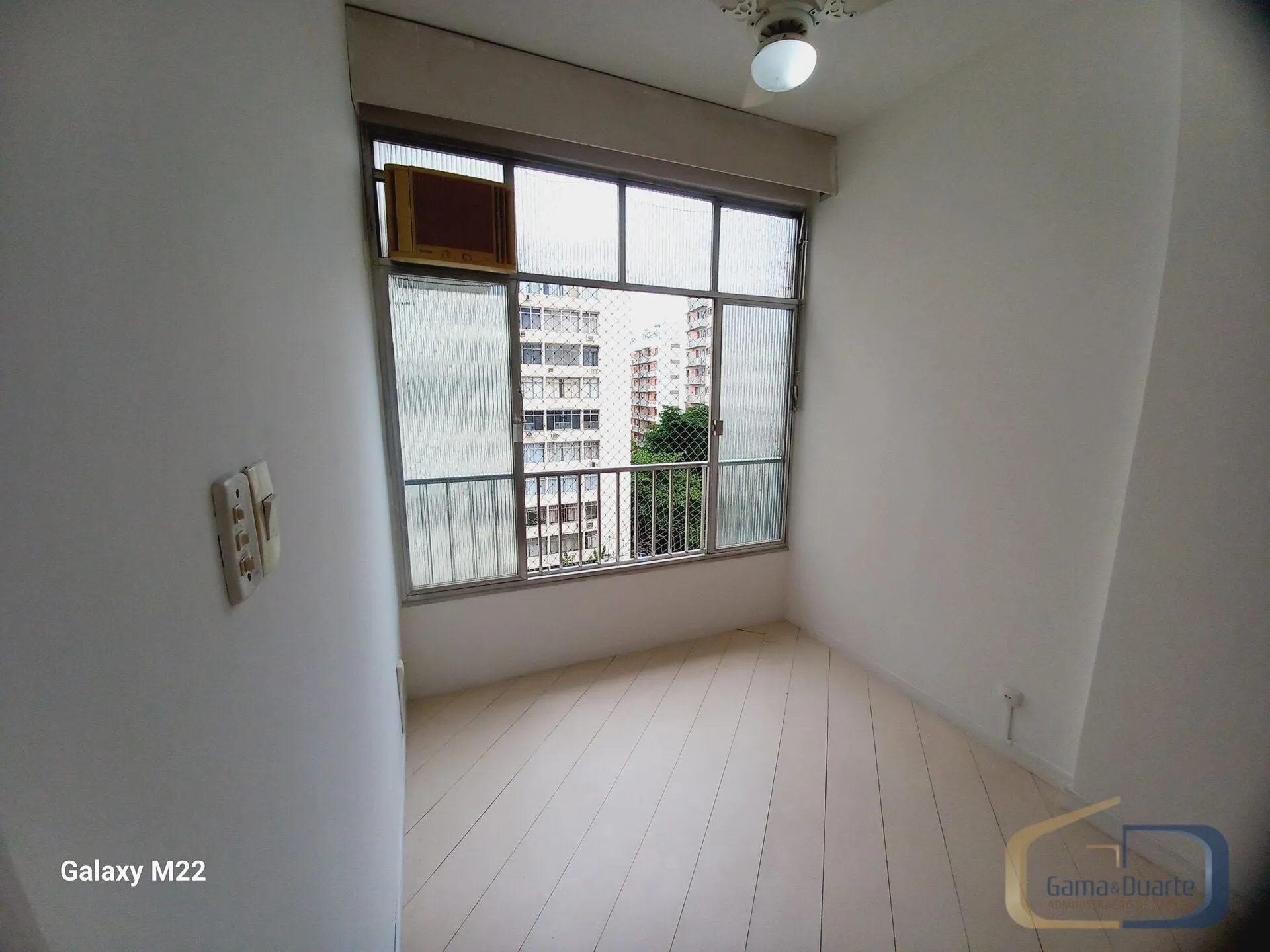 Apartment, 79 m², with wood or laminate floors — photo 8