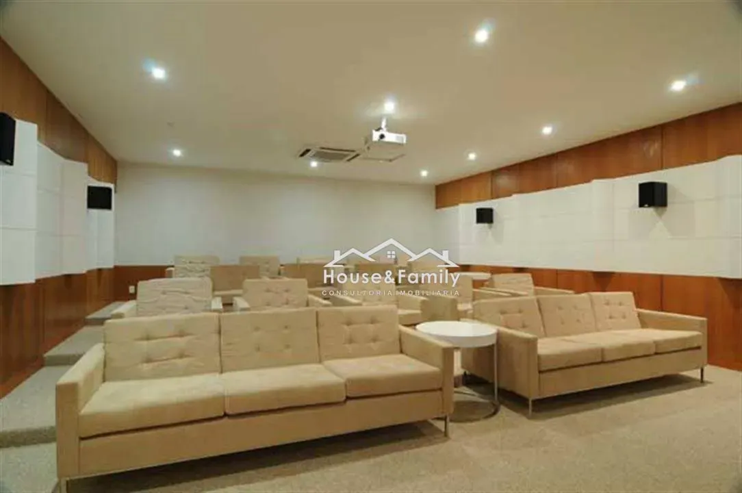 Furnished apartment with 4 bedrooms and 5 bathrooms — photo 50