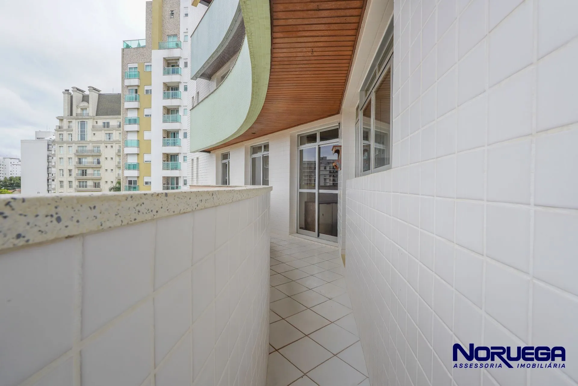 Apartamento de 4 quartos em condomínio com academia — photo 8