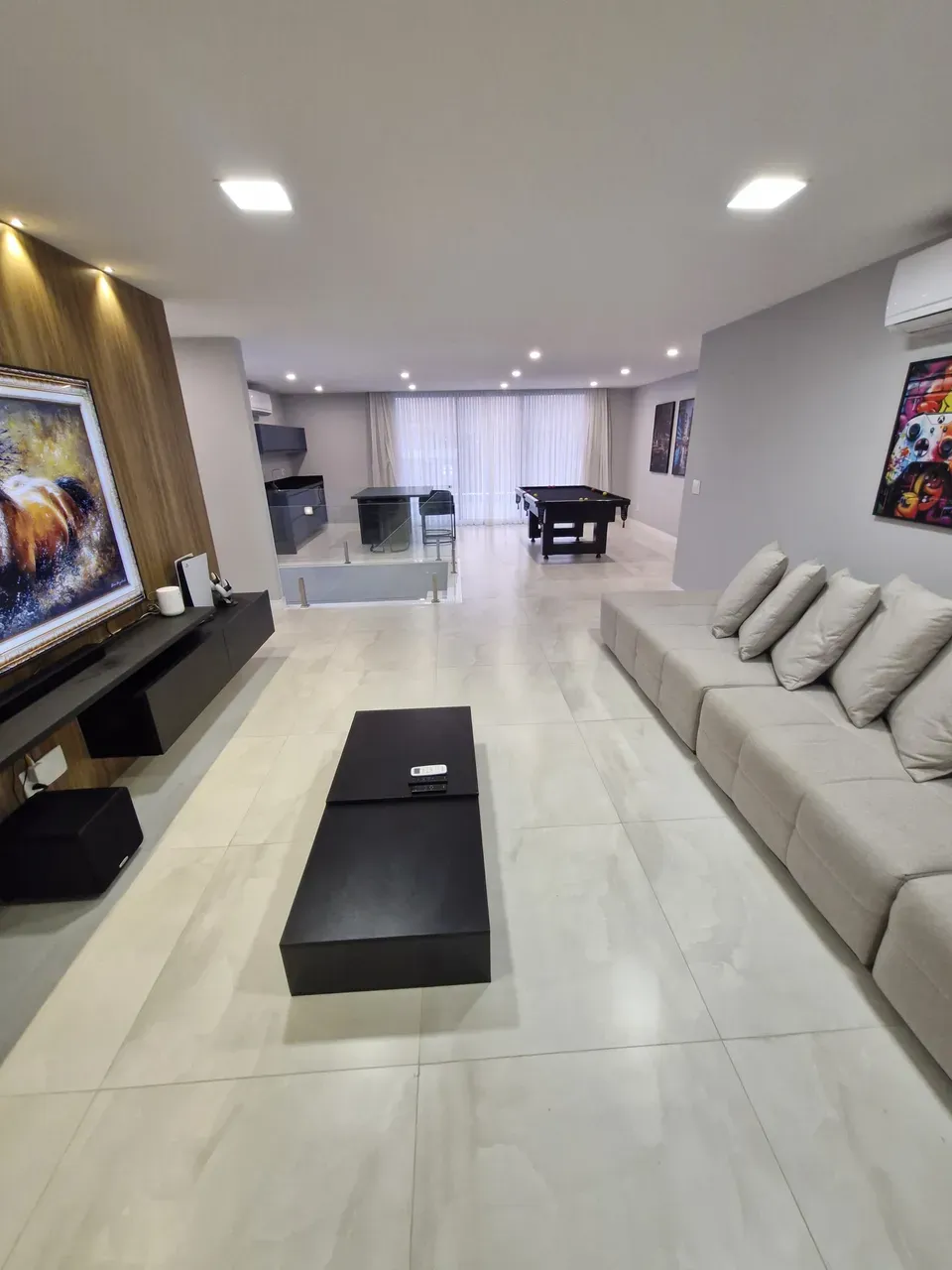 Furnished triplex house with open-plan kitchen and 490 m² — photo 7