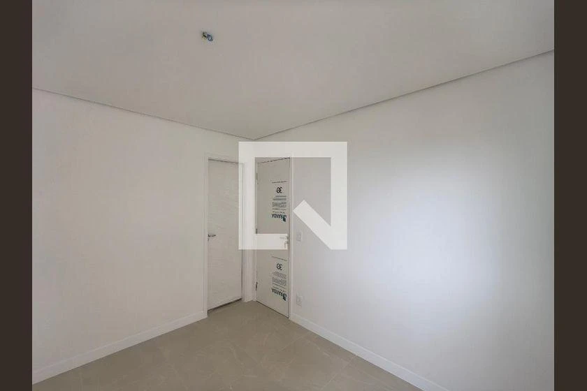 73 m² apartment with a balcony and 3 bedrooms — photo 32