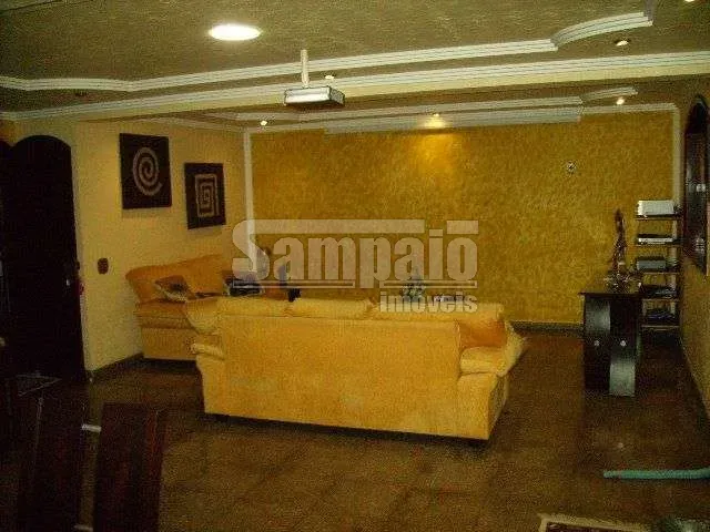 4-bedroom house with 2 bathrooms and a balcony grill — photo 21