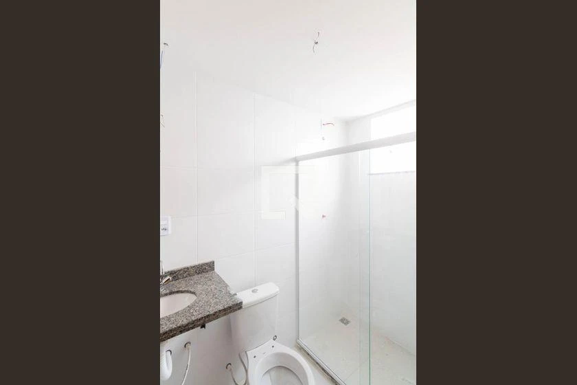 80 m² apartment with 2 bedrooms and a balcony — photo 2