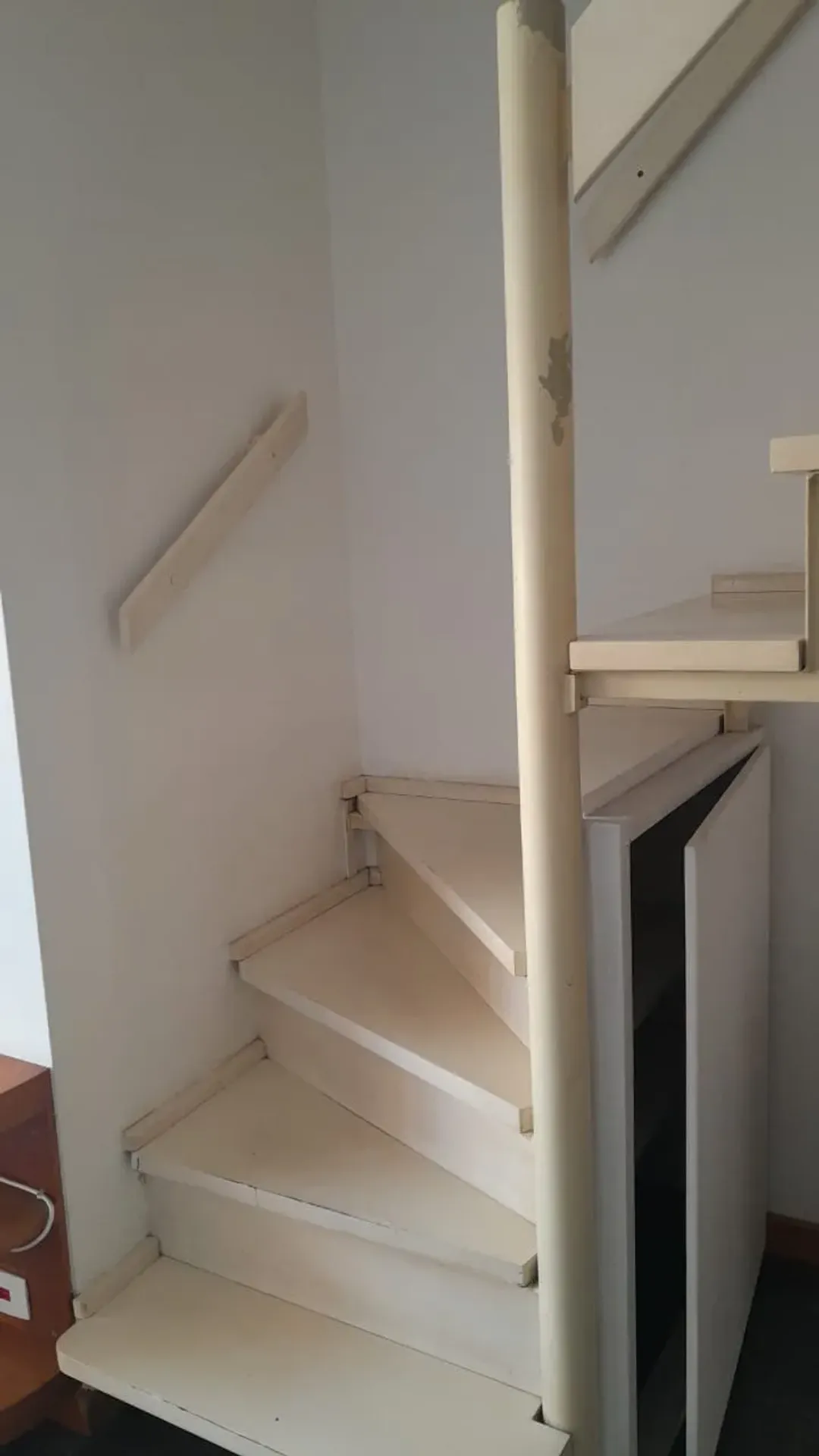 Квартира на 11-м этаже с грилем на балконе — photo 38