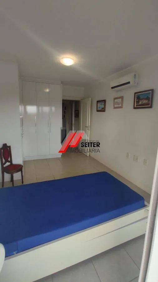Rental house with 5 bedrooms and an open-plan kitchen — photo 64