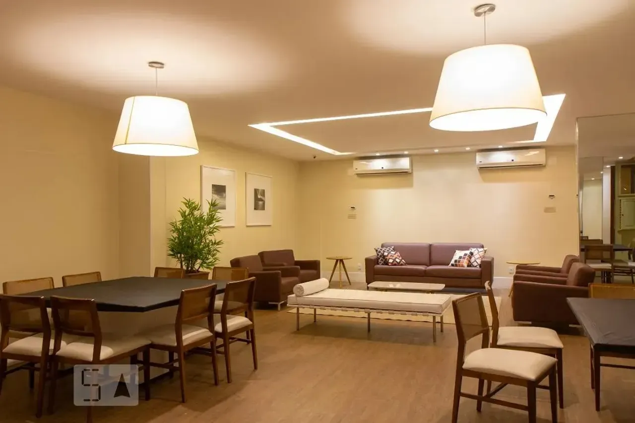 Furnished apartment, 94 m², with a glass-enclosed balcony — photo 15