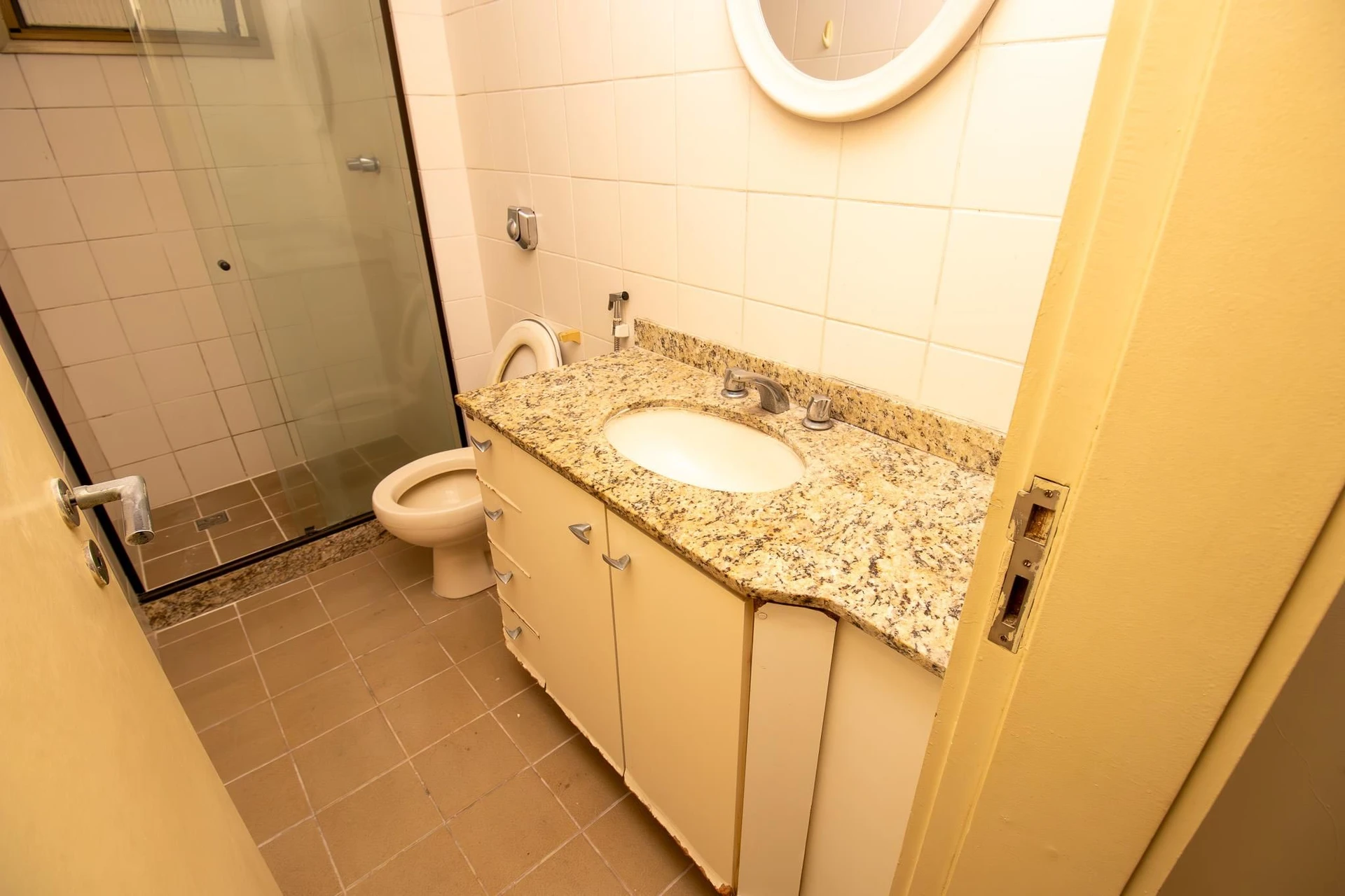 3-bedroom apartment, 1 with its own bathroom, 100 m² — photo 5