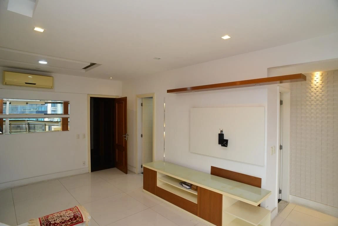 Apartamento, 139 m², com janelas do piso ao teto — photo 18