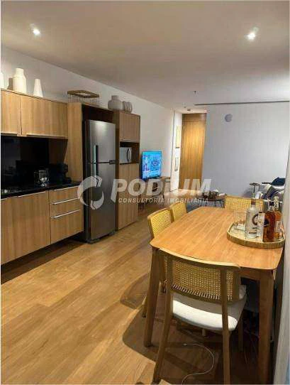 Furnished 64 m² apartment with 1 en-suite and 2 parking spots — photo 23